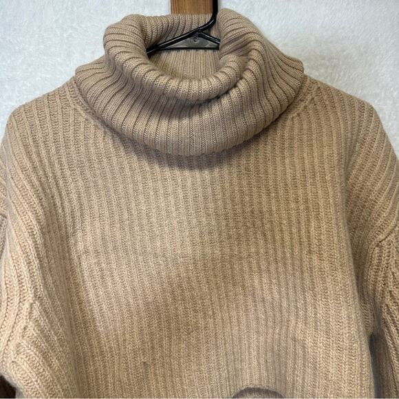 Aritzia Babaton Guell Wool‎ Long Sleeve Turtleneck Cropped Sweater Size XS - Picture 4 of 12